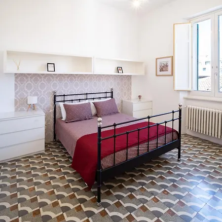 公寓 Elegante Vista Mare Con 4 Camere, Balconi E Ascensore Centro *