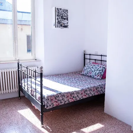 Elegante Vista Mare Con 4 Camere, Balconi E Ascensore Centro *