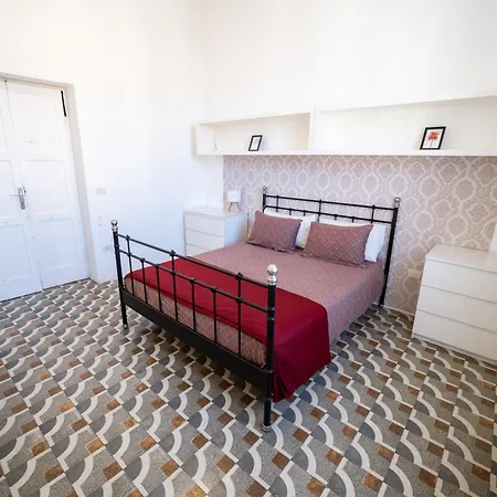 Elegante Vista Mare Con 4 Camere, Balconi E Ascensore Centro 佩斯卡拉