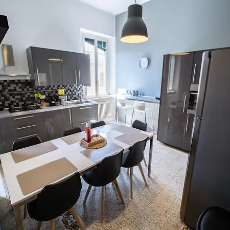 Elegante Vista Mare Con 4 Camere, Balconi E Ascensore Centro 公寓 *