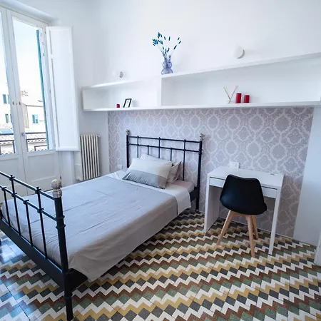 Elegante Vista Mare Con 4 Camere, Balconi E Ascensore Centro 公寓 佩斯卡拉