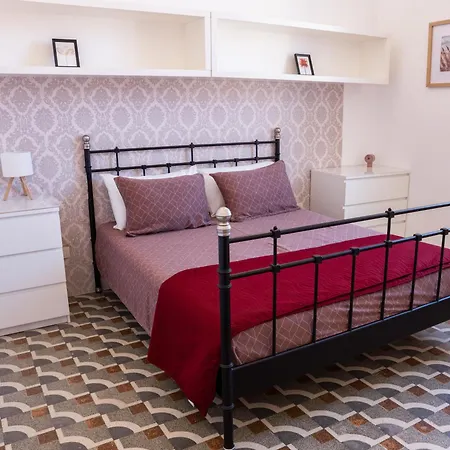 Elegante Vista Mare Con 4 Camere, Balconi E Ascensore Centro 公寓