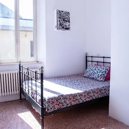 公寓 Elegante Vista Mare Con 4 Camere, Balconi E Ascensore Centro