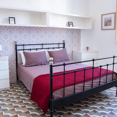 公寓 Elegante Vista Mare Con 4 Camere, Balconi E Ascensore Centro