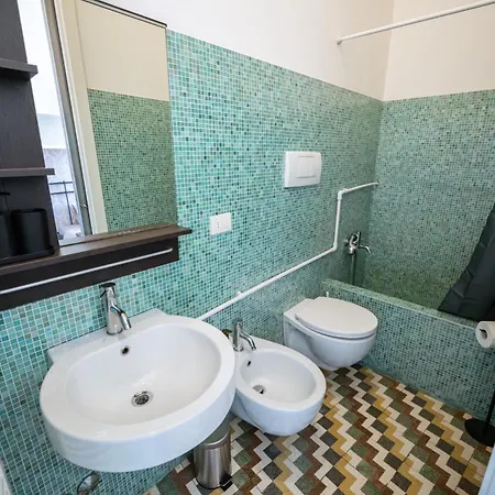 Elegante Vista Mare Con 4 Camere, Balconi E Ascensore Centro 公寓 *